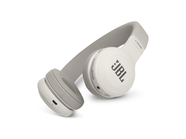 Слушалки JBL E45BT, в бяло