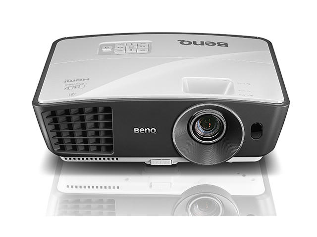 Проектори BenQ W750