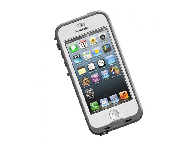 Калъфи LifeProof nüüd за iPhone 5